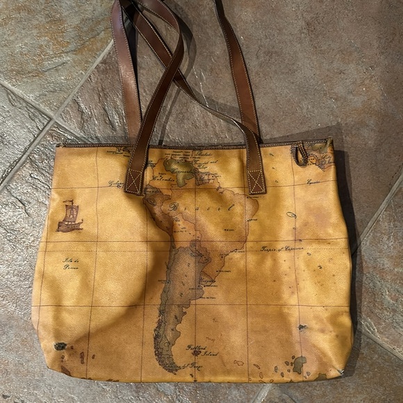 Alviero Martini Tote - Picture 1 of 6